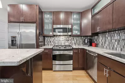 2233 Bainbridge Street, Philadelphia, PA 19146 - Photo 10