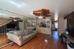 810 N Park Ave, Philadelphia, PA 19123 - Photo 2