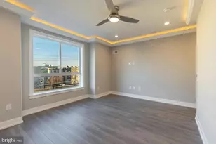 2406 N Howard St, Philadelphia, PA 19133 - Photo 16
