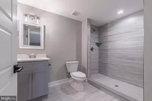2406 N Howard St, Philadelphia, PA 19133 - Photo 10