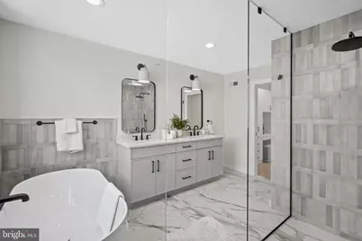 614 Brenna Walk #27, Philadelphia, PA 19123 - Photo 32