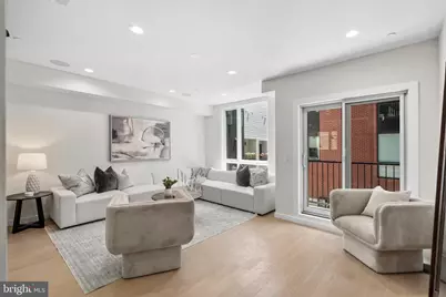 614 Brenna Walk #27, Philadelphia, PA 19123 - Photo 2