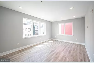 746 S 16th Street #UNIT 2B, Philadelphia, PA 19146 - Photo 4
