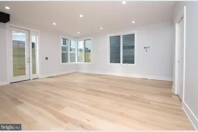 810 N Uber Street #2, Philadelphia, PA 19130 - Photo 6
