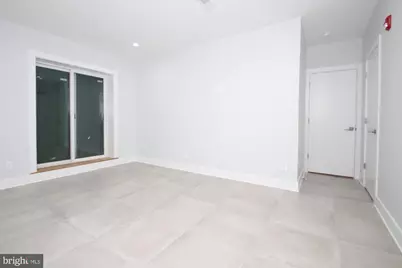 810 N Uber Street #2, Philadelphia, PA 19130 - Photo 28