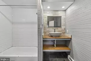 2222 Watkins St, Philadelphia, PA 19145 - Photo 26