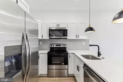 2224 N Howard Street, Philadelphia, PA 19133 - Photo 4