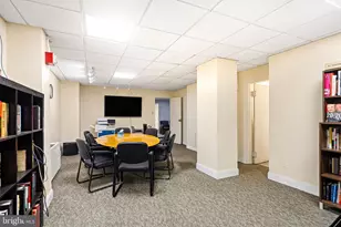 1810 Rittenhouse Square, Philadelphia, PA 19103 - Photo 32