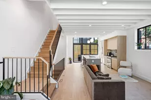 209 E Wildey St, Philadelphia, PA 19125 - Photo 2