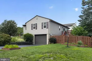 908 Ronnie Cir, Philadelphia, PA 19128 - Photo 4