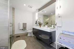 1341 S Garnet St, Philadelphia, PA 19146 - Photo 28