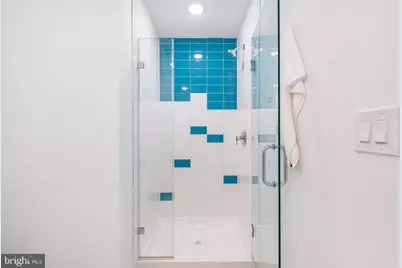 1131 N Front Street #206, Philadelphia, PA 19123 - Photo 36