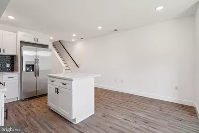 922 W Susquehanna Avenue, Philadelphia, PA 19122 - Photo 10