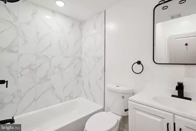 922 W Susquehanna Avenue, Philadelphia, PA 19122 - Photo 12