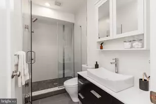 752 S Hicks St, Philadelphia, PA 19146 - Photo 22
