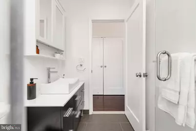 752 S Hicks Street, Philadelphia, PA 19146 - Photo 24