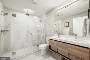 716 N 15th St, Philadelphia, PA 19130 - Photo 14