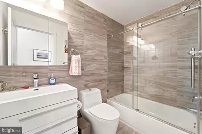 1729 Carpenter Street #C, Philadelphia, PA 19146 - Photo 10