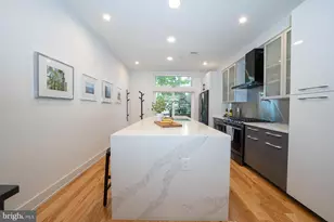 2228 Sears St, Philadelphia, PA 19146 - Photo 6