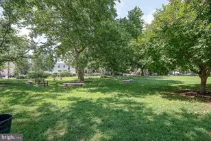 2228 Sears St, Philadelphia, PA 19146 - Photo 34