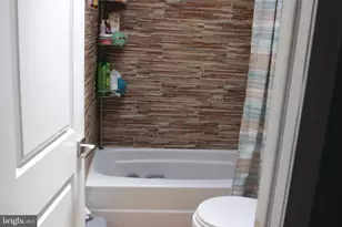 4211 Chippendale St, Philadelphia, PA 19136 - Photo 6