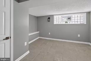 938 Marcella St, Philadelphia, PA 19124 - Photo 18