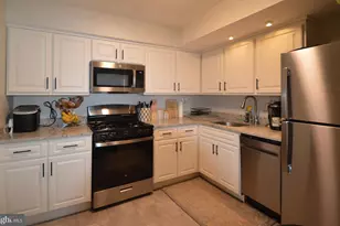 3362 Fairdale Rd, Philadelphia, PA 19154 - Photo 6