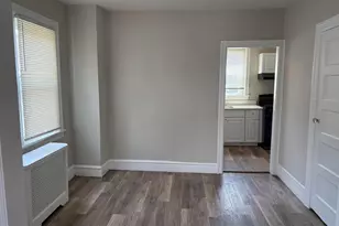 5119 Hawthorne St, Philadelphia, PA 19124 - Photo 8