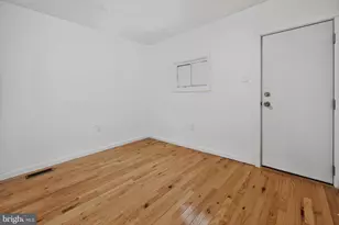 2431 W Sergeant St, Philadelphia, PA 19132 - Photo 10