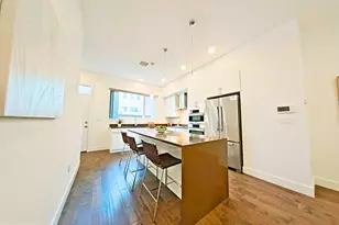 421 Wallace St, Philadelphia, PA 19123 - Photo 8