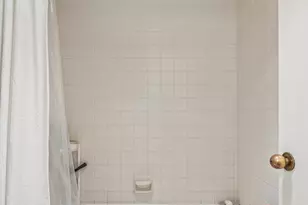 2020 Walnut St, Philadelphia, PA 19103 - Photo 6