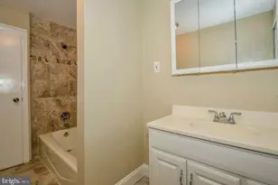 4173 Apple St, Philadelphia, PA 19127 - Photo 4