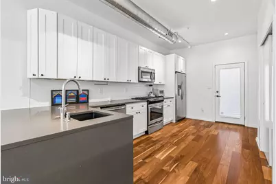 407 Fairmount, Philadelphia, PA 19123 - Photo 10