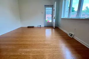 569 Domino Ln, Philadelphia, PA 19128 - Photo 2