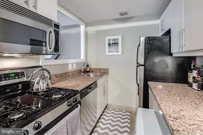 219 S 18th Street #914, Philadelphia, PA 19103 - Photo 6