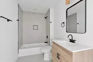 2520 N Front St, Philadelphia, PA 19133 - Photo 2