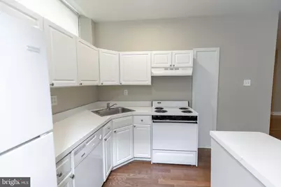 220 S 16th Street #401, Philadelphia, PA 19102 - Photo 18
