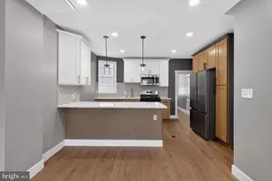 223 Kenilworth Ave, Philadelphia, PA 19120 - Photo 6