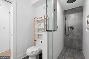 705 S 19th St, Philadelphia, PA 19146 - Photo 16
