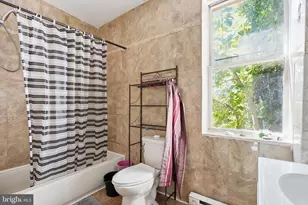 7277 Saybrook Ave, Philadelphia, PA 19142 - Photo 14