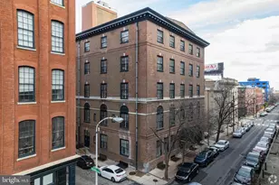 303 Vine St, Philadelphia, PA 19106 - Photo 1