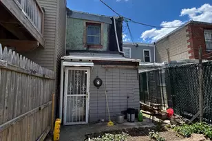 1813 E Hazzard St, Philadelphia, PA 19125 - Photo 14