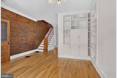 1321 E Susquehanna Avenue, Philadelphia, PA 19125 - Photo 8