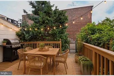 1321 E Susquehanna Avenue, Philadelphia, PA 19125 - Photo 20