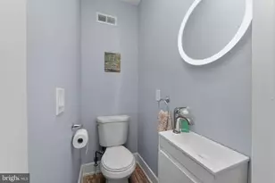 2235 Cedar St, Philadelphia, PA 19125 - Photo 16