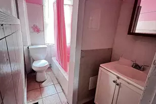 7120 Greenway Ave, Philadelphia, PA 19142 - Photo 12