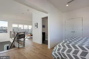 301 Brown St, Philadelphia, PA 19123 - Photo 14