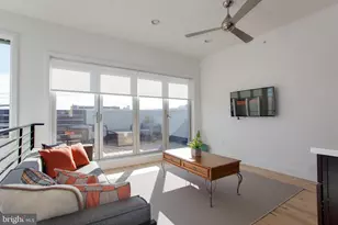 301 Brown St, Philadelphia, PA 19123 - Photo 24