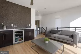 301 Brown St, Philadelphia, PA 19123 - Photo 16