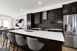 301 Brown St, Philadelphia, PA 19123 - Photo 6